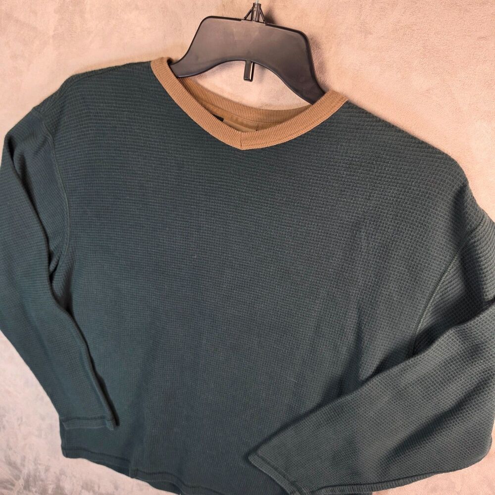 VTG LL Bean Waffle Knit Shirt Mens Medium Regular Green Contrast Tan V-Neck